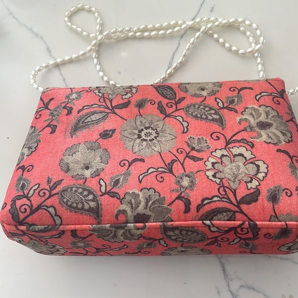 Anthropologie shoulder/clutch bag. - Picture 2 of 3